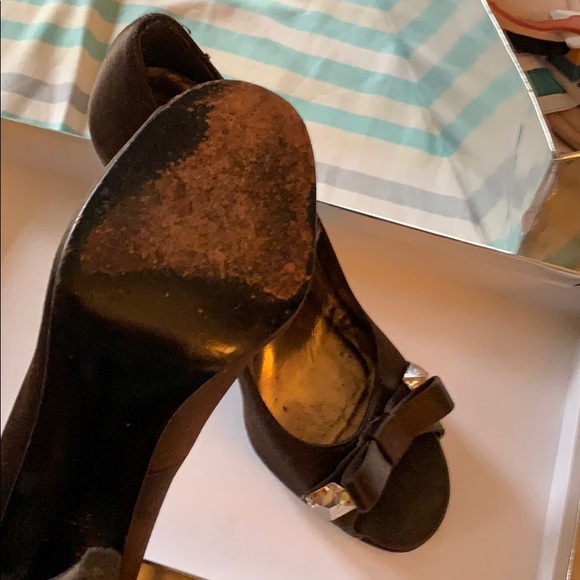 Heels - Picture 3 of 4